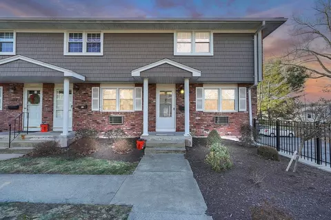 418 Meadow St #C1, Agawam, MA 01001