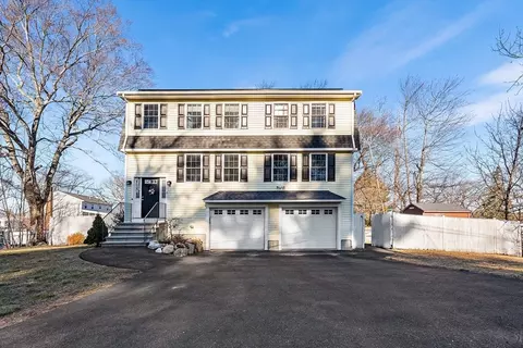 4 Day St, Billerica, MA 01821