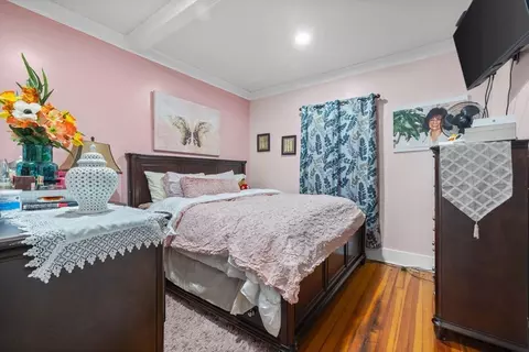Bedroom - 23 Summit Ave, Lawrence, MA 01841 photo 4 of 6