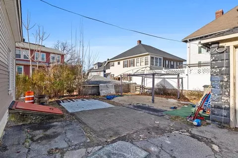 Exterior - 23 Summit Ave, Lawrence, MA 01841 photo 5 of 8