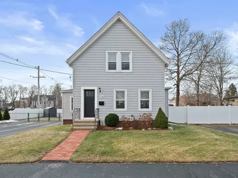 336 Howard St, Rockland, MA 02370