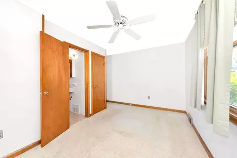 Bedroom - 1 1a Mayflower Ln, Gloucester, MA 01930 photo 7 of 7