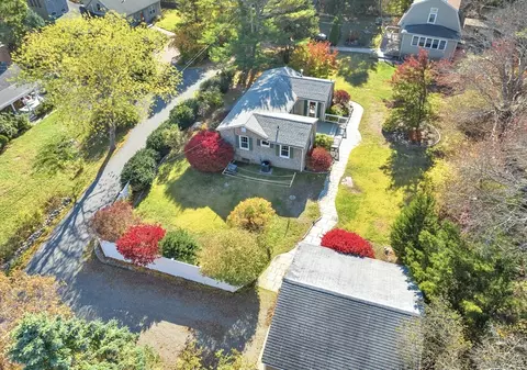 View/Area - 1 1a Mayflower Ln, Gloucester, MA 01930 photo 1 of 5