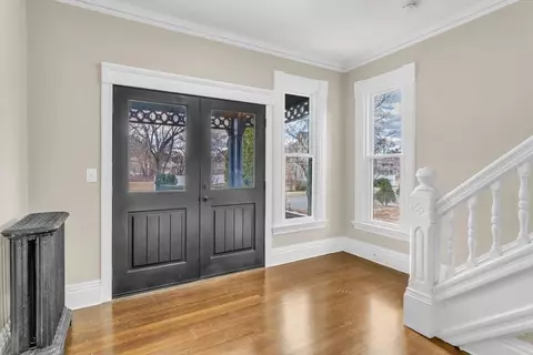 Entry Way - 77 Clarendon St, Springfield, MA 01109 photo 1 of 8