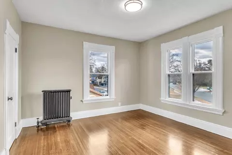 Bedroom - 77 Clarendon St, Springfield, MA 01109 photo 5 of 7