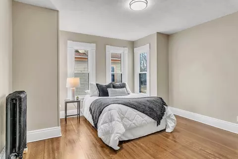 Bedroom - 77 Clarendon St, Springfield, MA 01109 photo 1 of 7