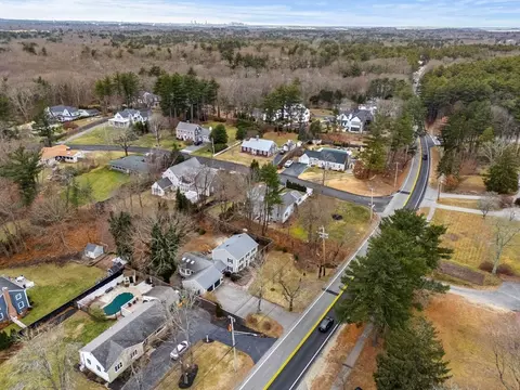 View/Area - 923 Main St, Hingham, MA 02043 photo 1 of 2