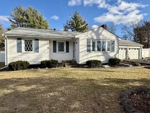 30 Irving Dr, Walpole, MA 02081