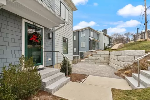 43 Cliff Rd # B, Gloucester, MA 01930 photo 3