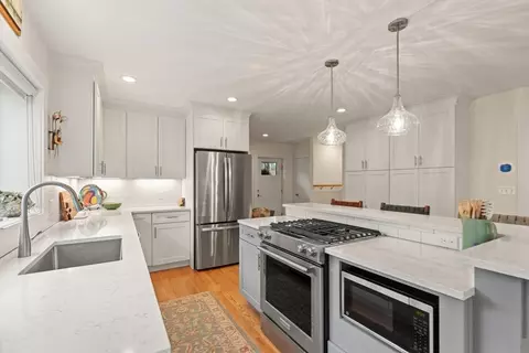 43 Cliff Rd # B, Gloucester, MA 01930 photo 16