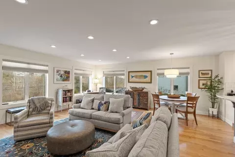 43 Cliff Rd # B, Gloucester, MA 01930 photo 8