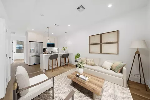 34 Morris St #U2, Boston, MA 02128