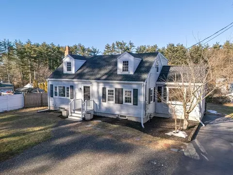 509 Haverhill St, Rowley, MA 01969