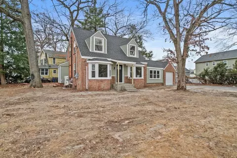 Exterior - 1577 Bay St, Springfield, MA 01109 photo 3 of 3
