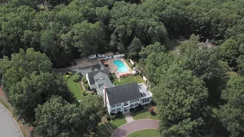 1 Sylvan Ln, Groton, MA 01450