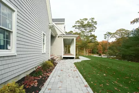 20 Summerwind Ln, Barnstable, MA 02630 photo 4