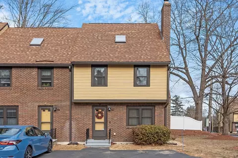 15 Malburn Ter #15, Leominster, MA 01453