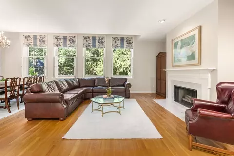 63 Garden Rd #G7, Wellesley, MA 02481