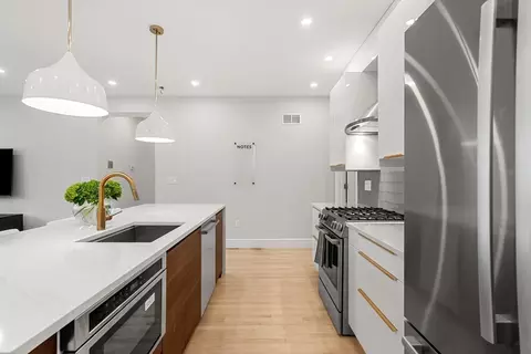 539-543 E 3rd #302, Boston, MA 02127 photo 8