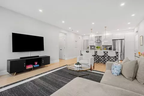 539-543 E 3rd #302, Boston, MA 02127 photo 3