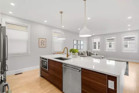539-543 E 3rd #302, Boston, MA 02127 photo 6