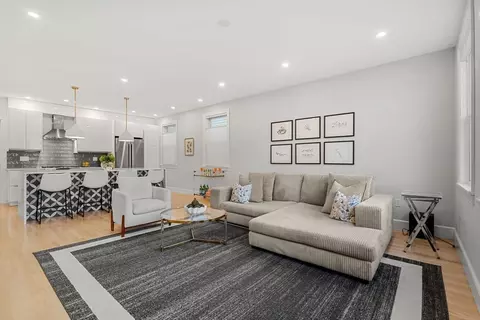 539-543 E 3rd #302, Boston, MA 02127 photo 4