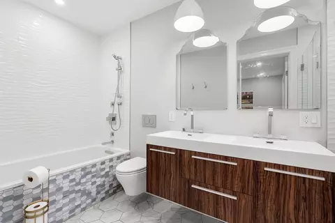 539-543 E 3rd #302, Boston, MA 02127 photo 11