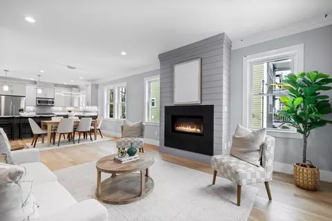 149 Williams St #1, Boston, MA 02130