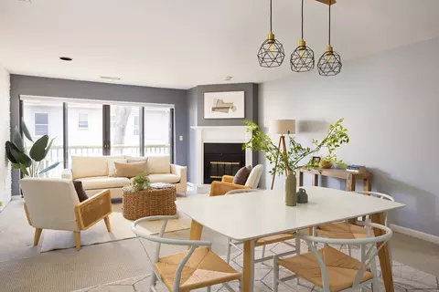 19 Burnham St #B2, Belmont, MA 02478
