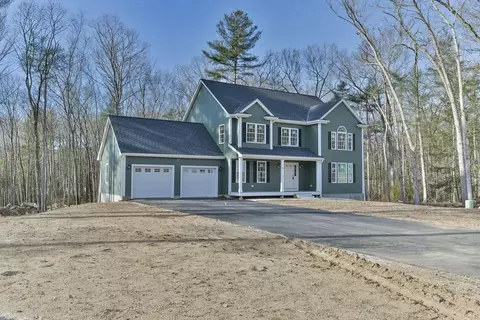 3 Sophies Way, Dudley, MA 01571