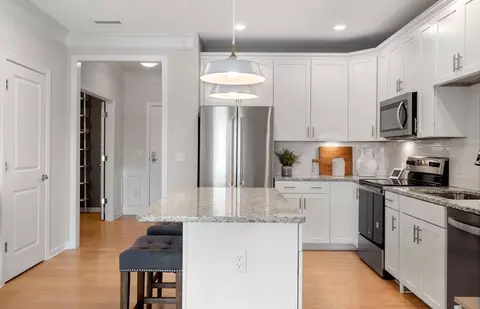 300 Martins Landing Way #402, North Reading, MA 01864