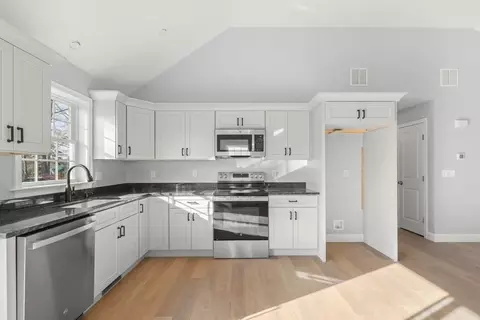 13 Agawam Dr, Wareham, MA 02538 photo 9