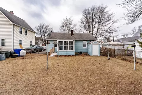 35 Sargon St, Springfield, MA 01104 photo 17