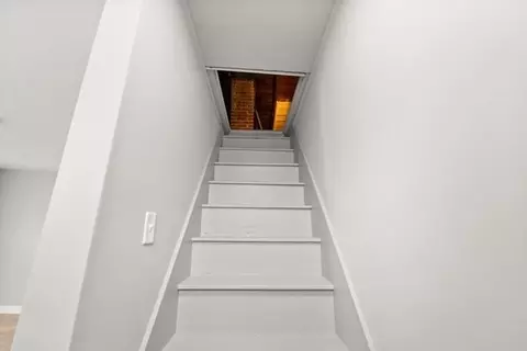 Entry Way - 18 Eastern Ave, Webster, MA 01570 photo 2 of 4