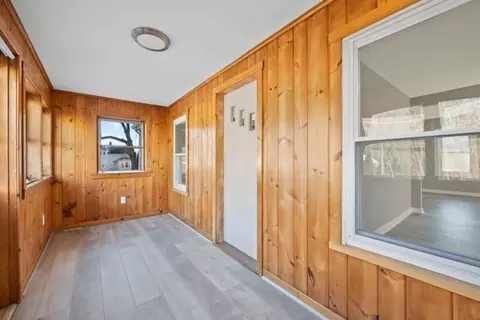 Entry Way - 18 Eastern Ave, Webster, MA 01570 photo 4 of 4