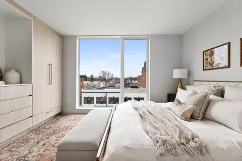1043 Cambridge #303, Cambridge, MA 02141