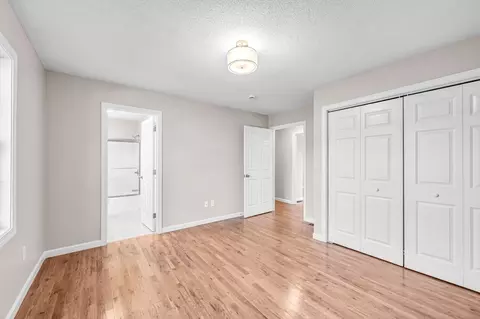 Bedroom - 45 Pocantico Ave, Springfield, MA 01109 photo 7 of 7