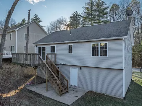 Exterior - 45 Pocantico Ave, Springfield, MA 01109 photo 3 of 3