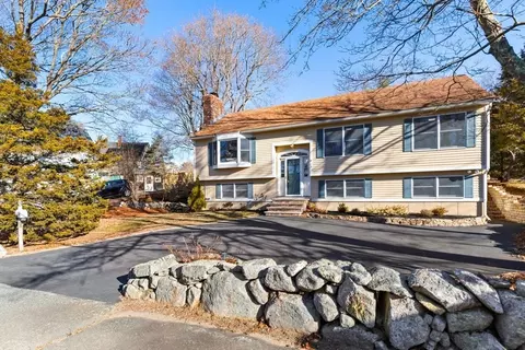 Exterior - 147 Cherry St, Gloucester, MA 01930 photo 6 of 7