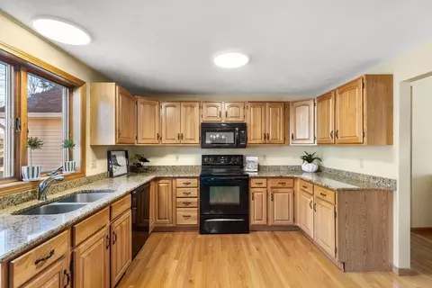 Kitchen - 147 Cherry St, Gloucester, MA 01930 photo 4 of 5