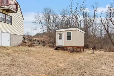 39 Mill Rd, Dudley, MA 01571 photo 4