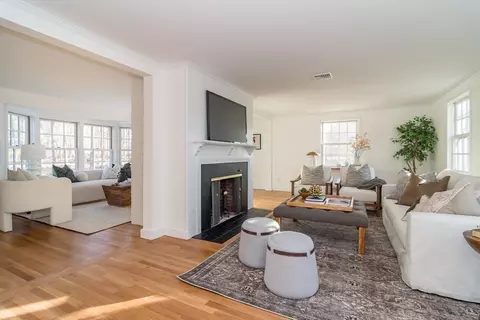 81 Glen St, Dover, MA 02030 photo 3