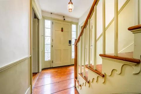Entry Way - 3655 Main St, Barnstable, MA 02630 photo 1 of 4