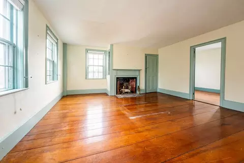 Living - 3655 Main St, Barnstable, MA 02630 photo 4 of 5
