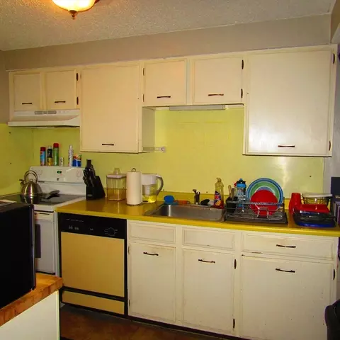 8 Webster Ct #8, Amherst, MA 01002 photo 4