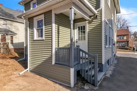 Exterior - 124 Bristol St, Springfield, MA 01109 photo 4 of 5
