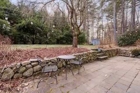 Exterior - 10 Breton Rd, Upton, MA 01568 photo 3 of 5