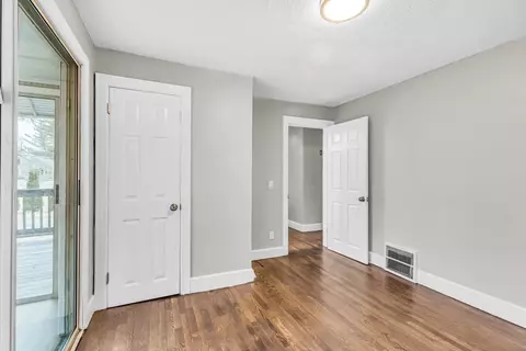 141 Parkerview St, Springfield, MA 01129 photo 24