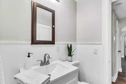141 Parkerview St, Springfield, MA 01129 photo 19