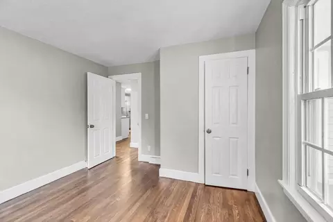 141 Parkerview St, Springfield, MA 01129 photo 25